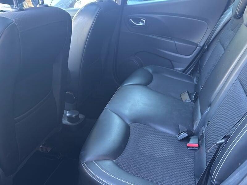 Renault Clio 0.9 TCE 75cv MOSCHINO INTENS