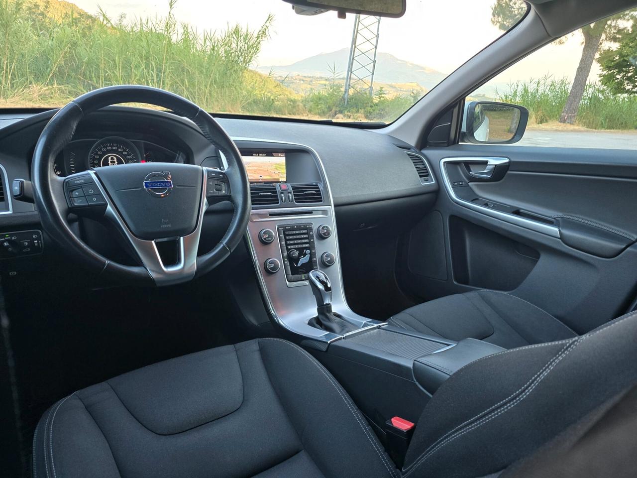 Volvo XC 60 XC60 D5 AWD Kinetic