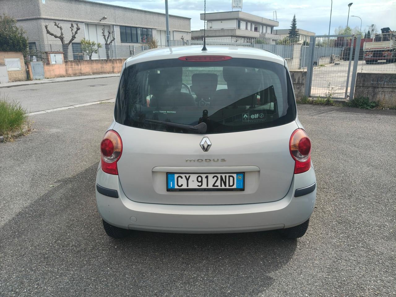 Renault Modus 1.2 benzina PER NEOPATENTATI