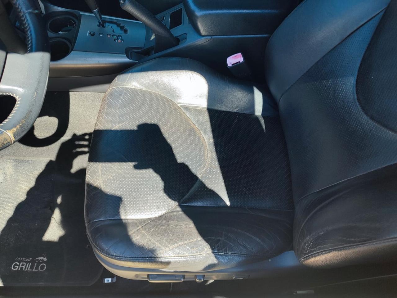 Toyota RAV 4 RAV4 2.2 D-4D 150 CV DPF Luxury