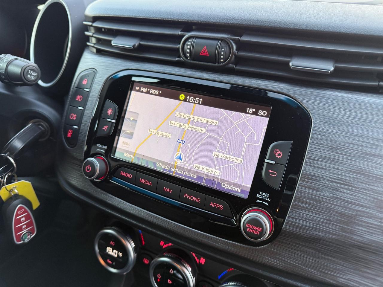 Alfa Romeo Giulietta Ti 1.6 120 CV Navi NEOPATENTATI Garantita