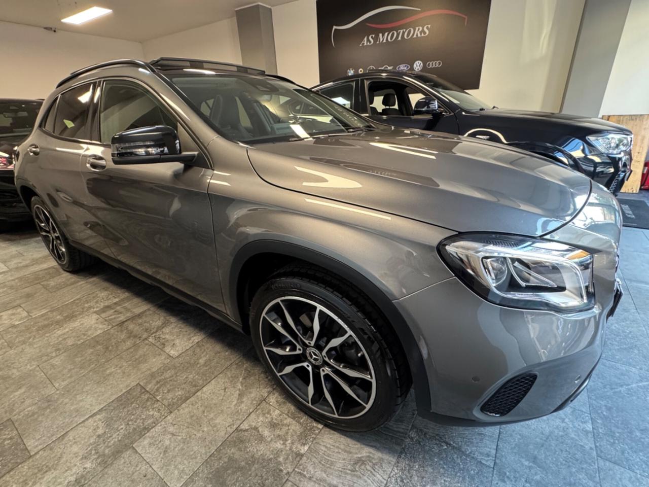 Mercedes-benz GLA 200 d Automatic Sport Tetto apribile