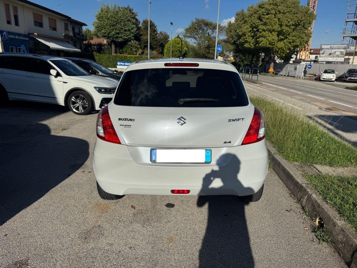 SUZUKI - Swift - 1.2 VVT 4WD 5p GL Top