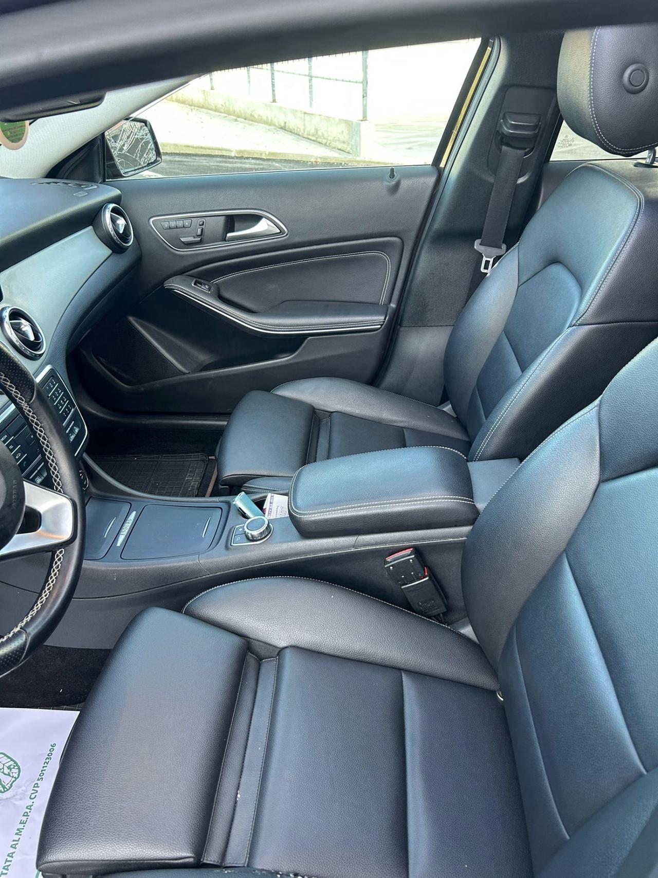 GLA 200 d Automatic 4Matic Sport TETTO NUOVA