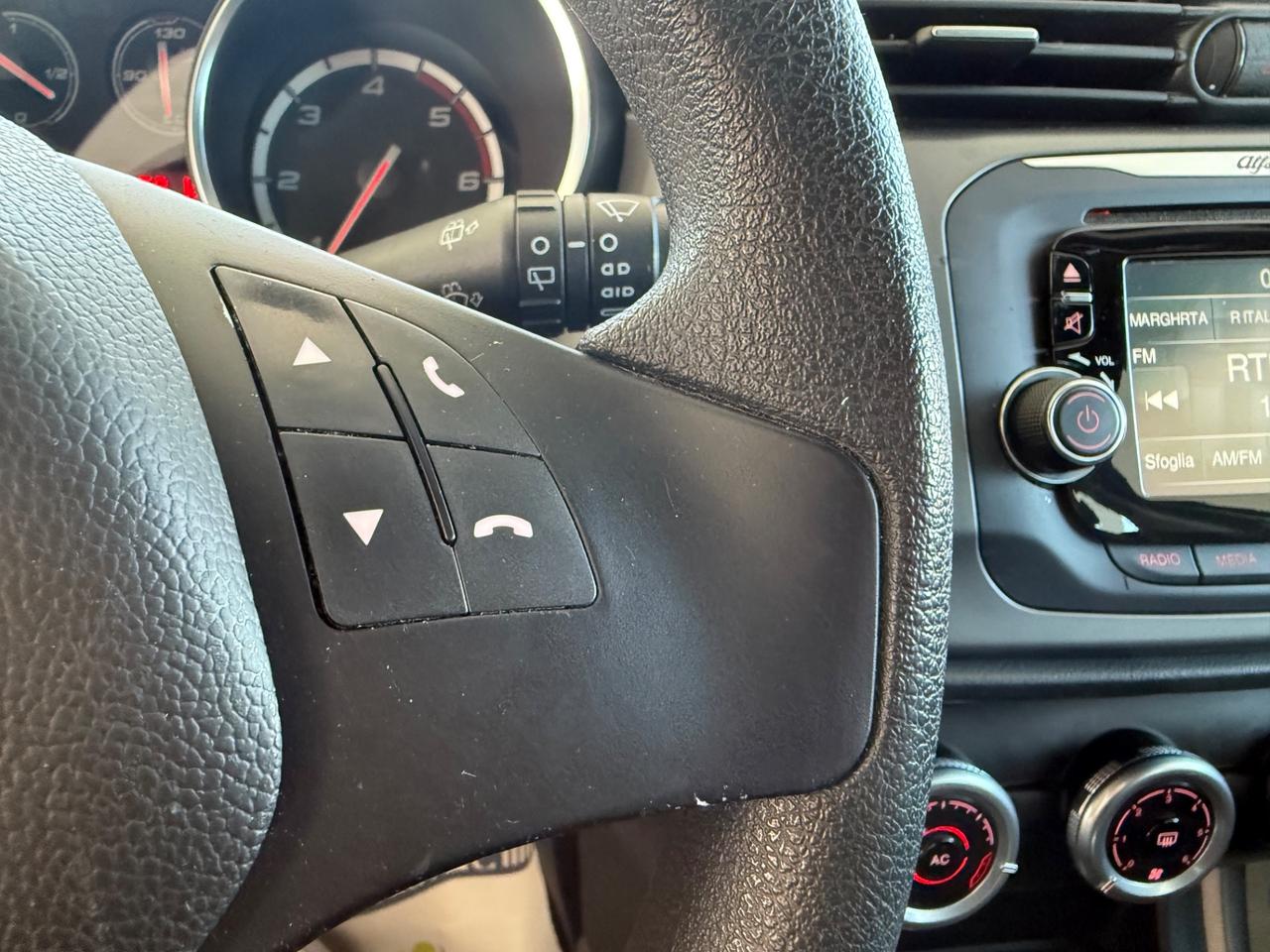 Alfa Romeo Giulietta 1.6JTDm Distinctive UNIPRO.2015