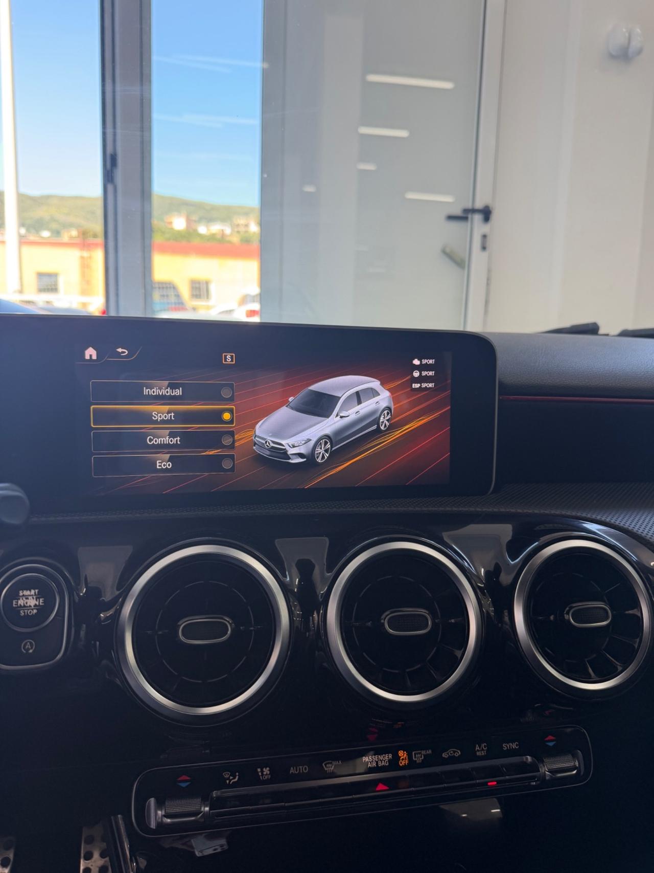 Mercedes classe A Premium AMG finanziabile