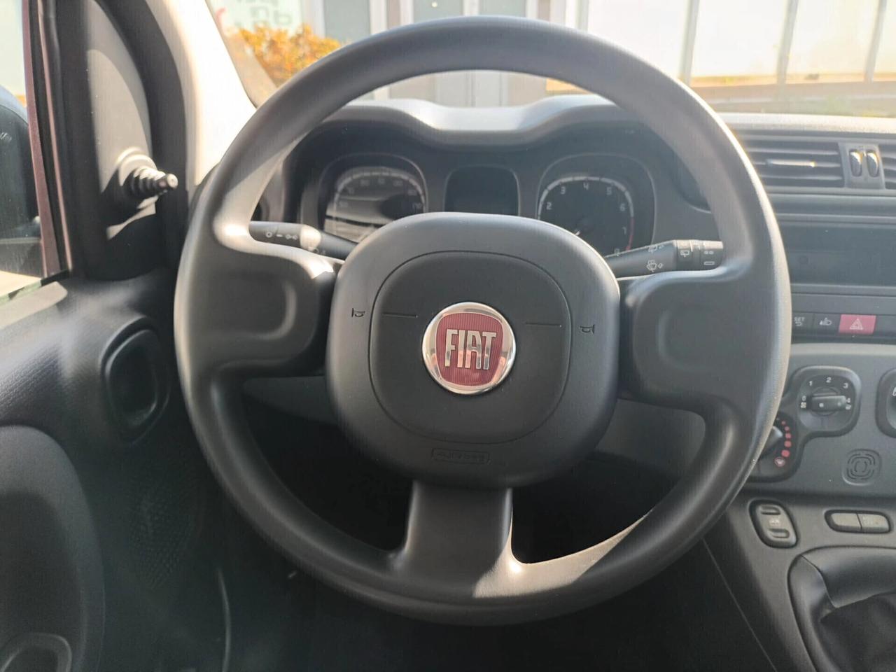 Fiat Panda 1.0 Firefly S&S Hybrid 70 CV