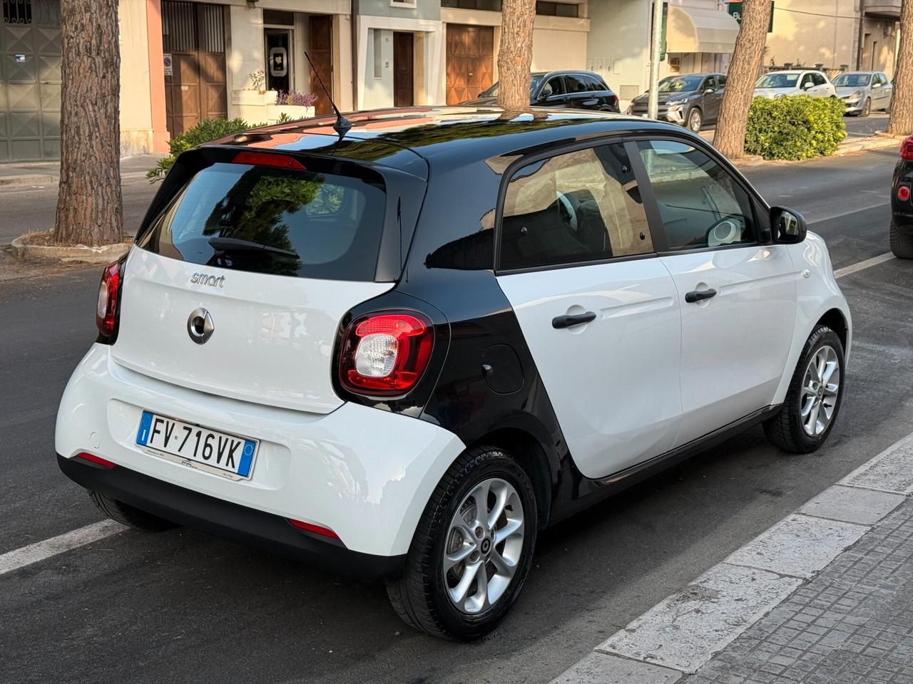 Smart ForFour 70 1.0 Passion *LED - 2019
