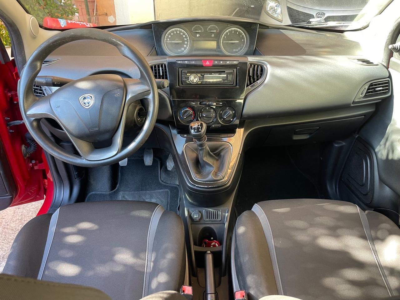Lancia Ypsilon 1.2 69 CV GPL Ecochic Gold PERMUTA