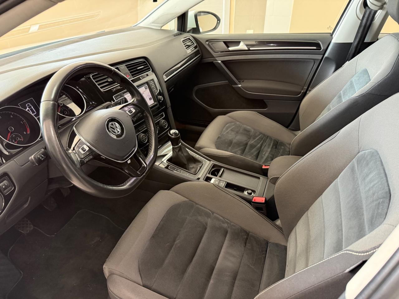 Volkswagen Golf 1.6 TDI 110 CV 5p. Highline BlueMotion Technology