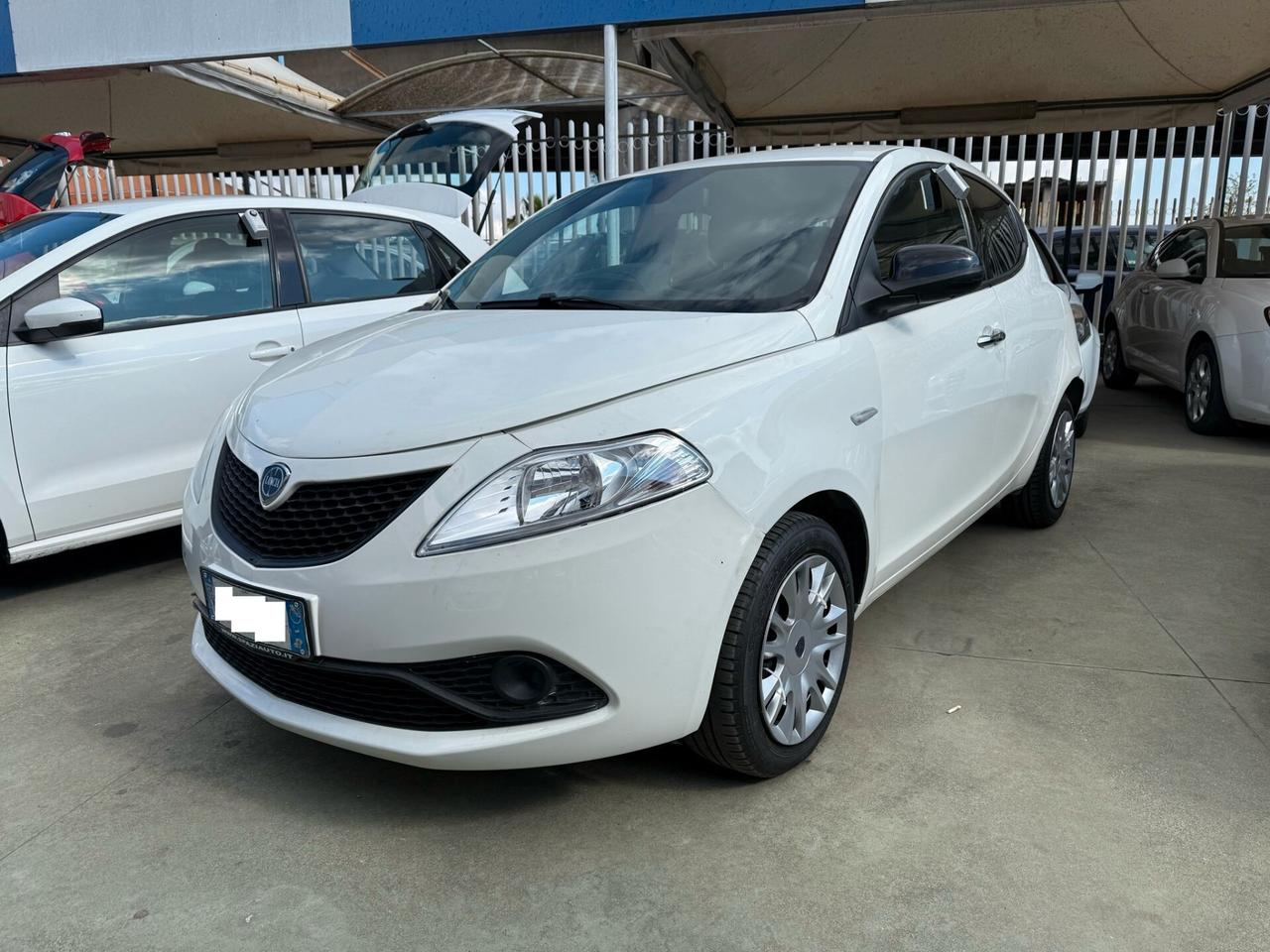 LANCIA NEW YPSILON 1,2 BENZ IMP.GPL