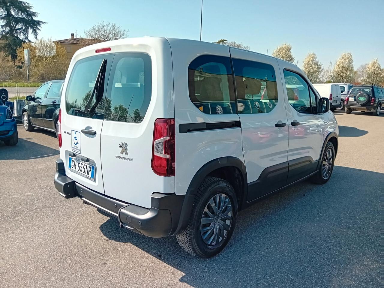 Peugeot Rifter 1.2 110CV E6 CON PEDANA TRASPORTO DISABIL