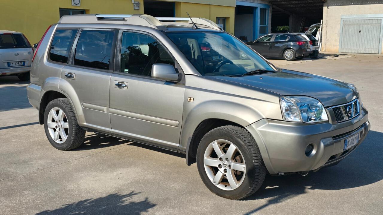 NISSAN X TRAIL 2.2 DIESEL 4X4 TETTO APRIBILE