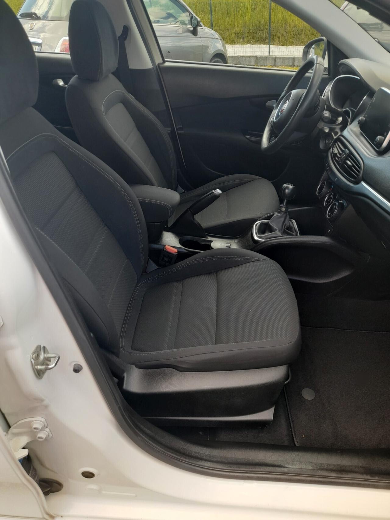 Fiat Tipo 1.6 Mjt S&S 5 porte Lounge