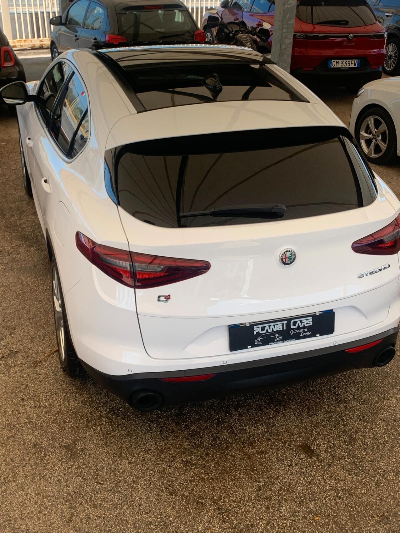 Alfa Romeo Stelvio 210 CV Q4 full tetto uniprò
