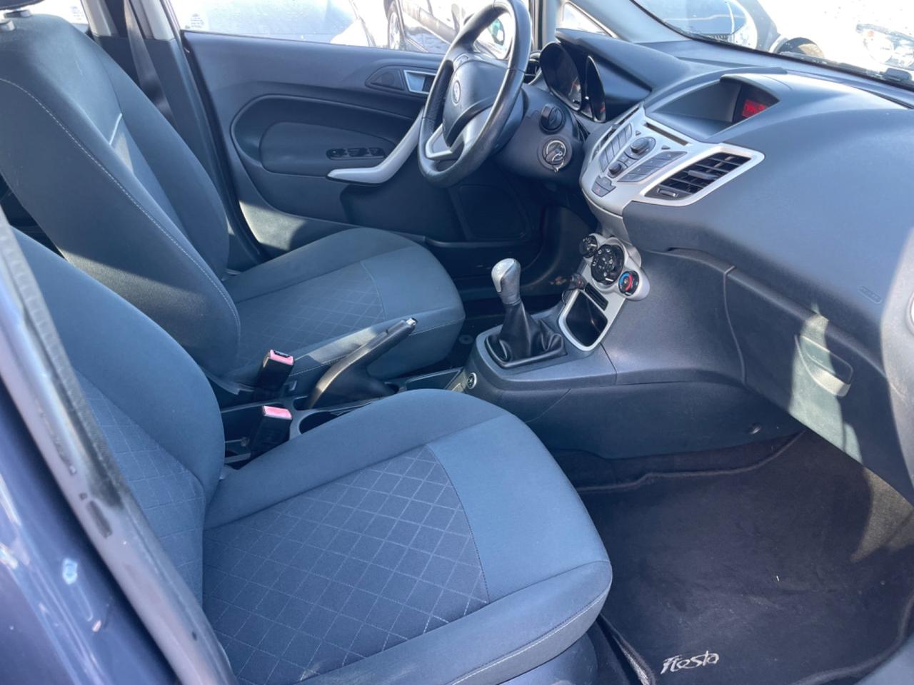 Ford Fiesta Ikon 1.4 5 porte Bz.- GPL