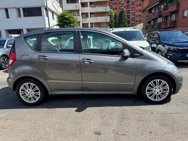 MERCEDES-BENZ A 180 CDI Elegance