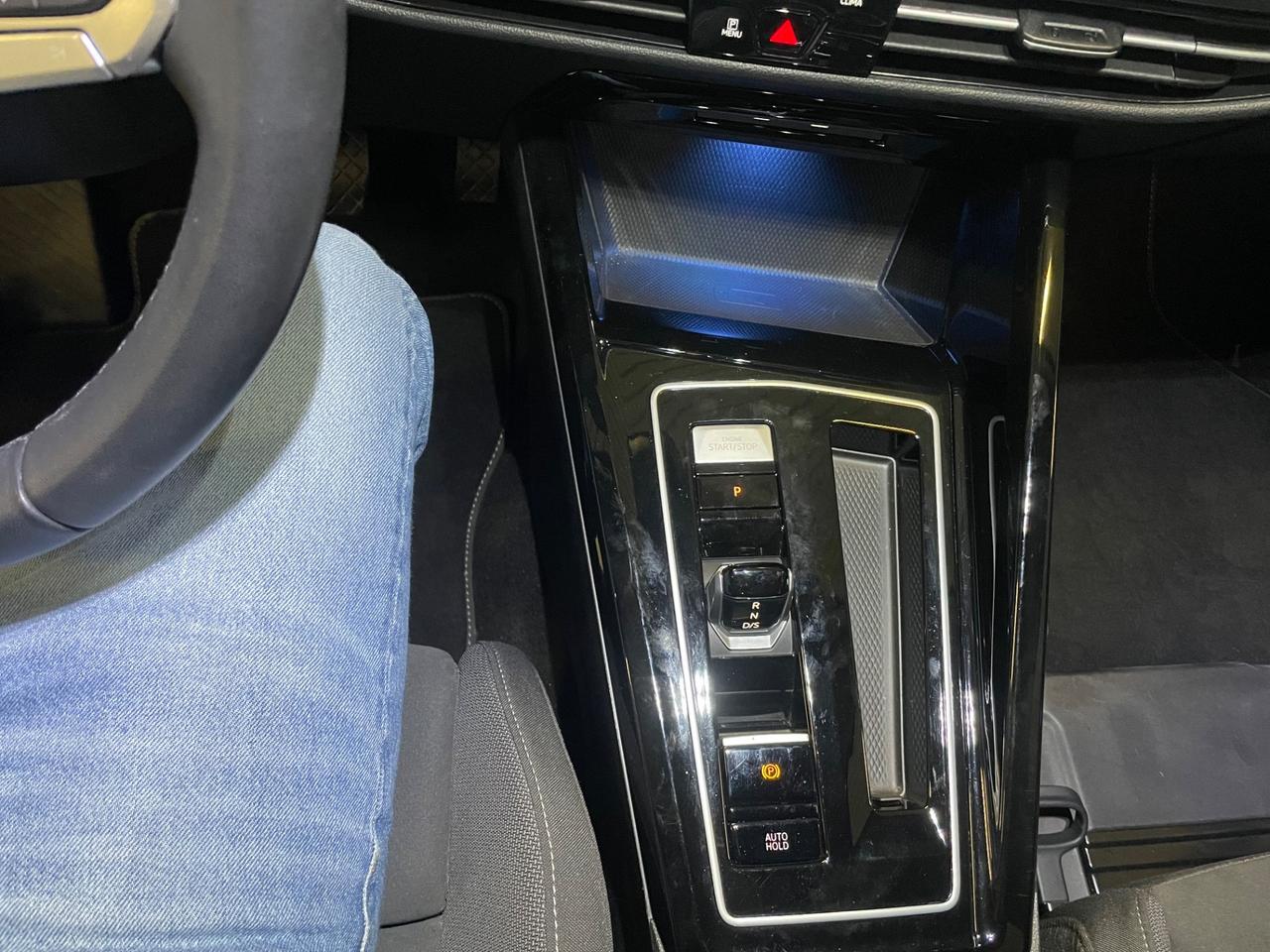 Volkswagen Golf 1.5 eTSI 130 CV DSG Style