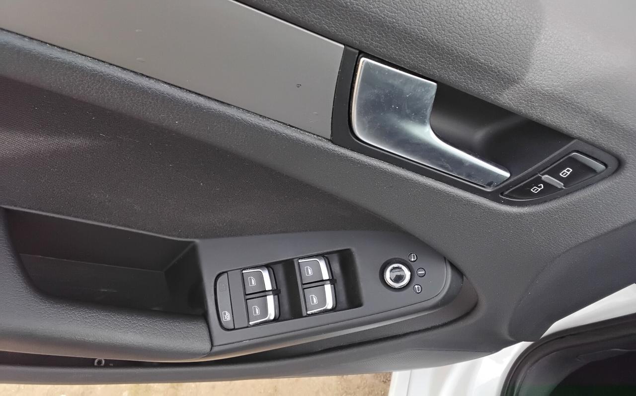 Audi A4 Avant 2.0 TDI 150 CV ultra S tronic