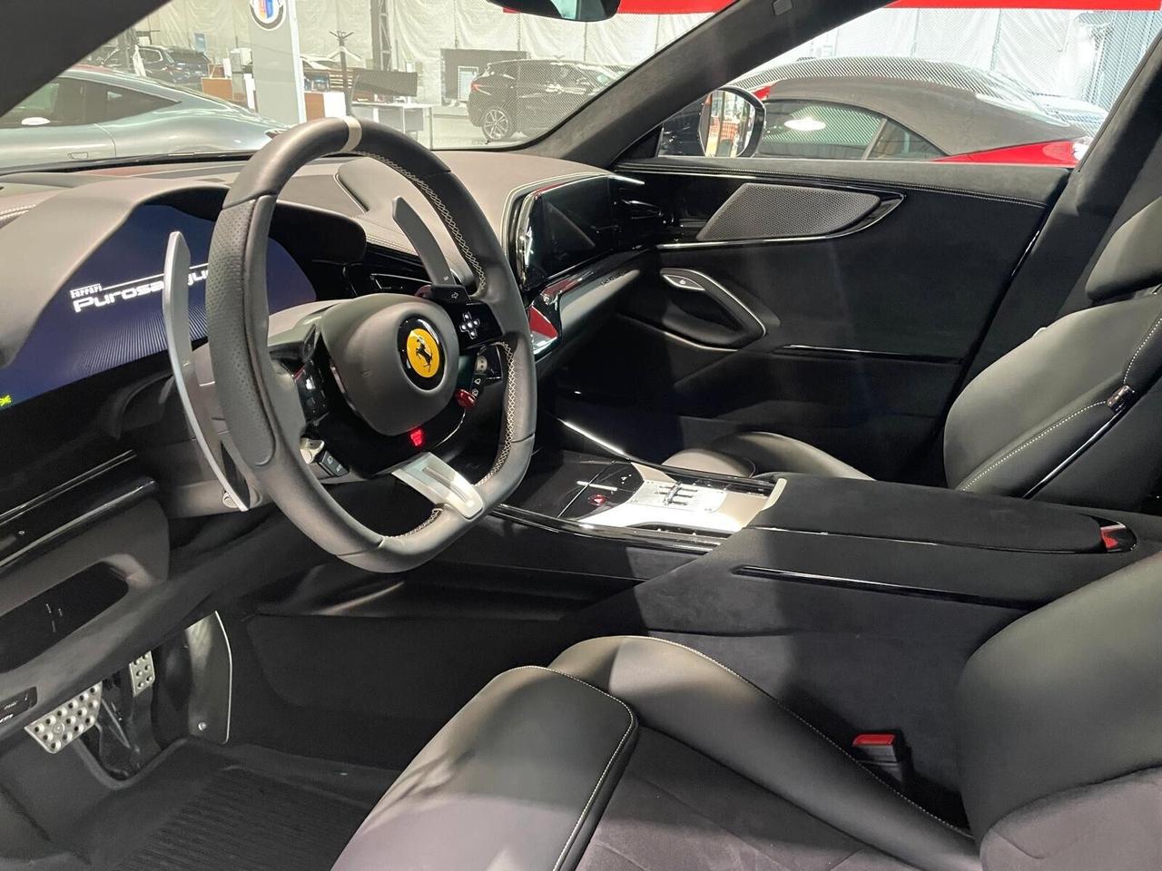 Ferrari Purosangue V12 DCT 4WD*Pano*Black