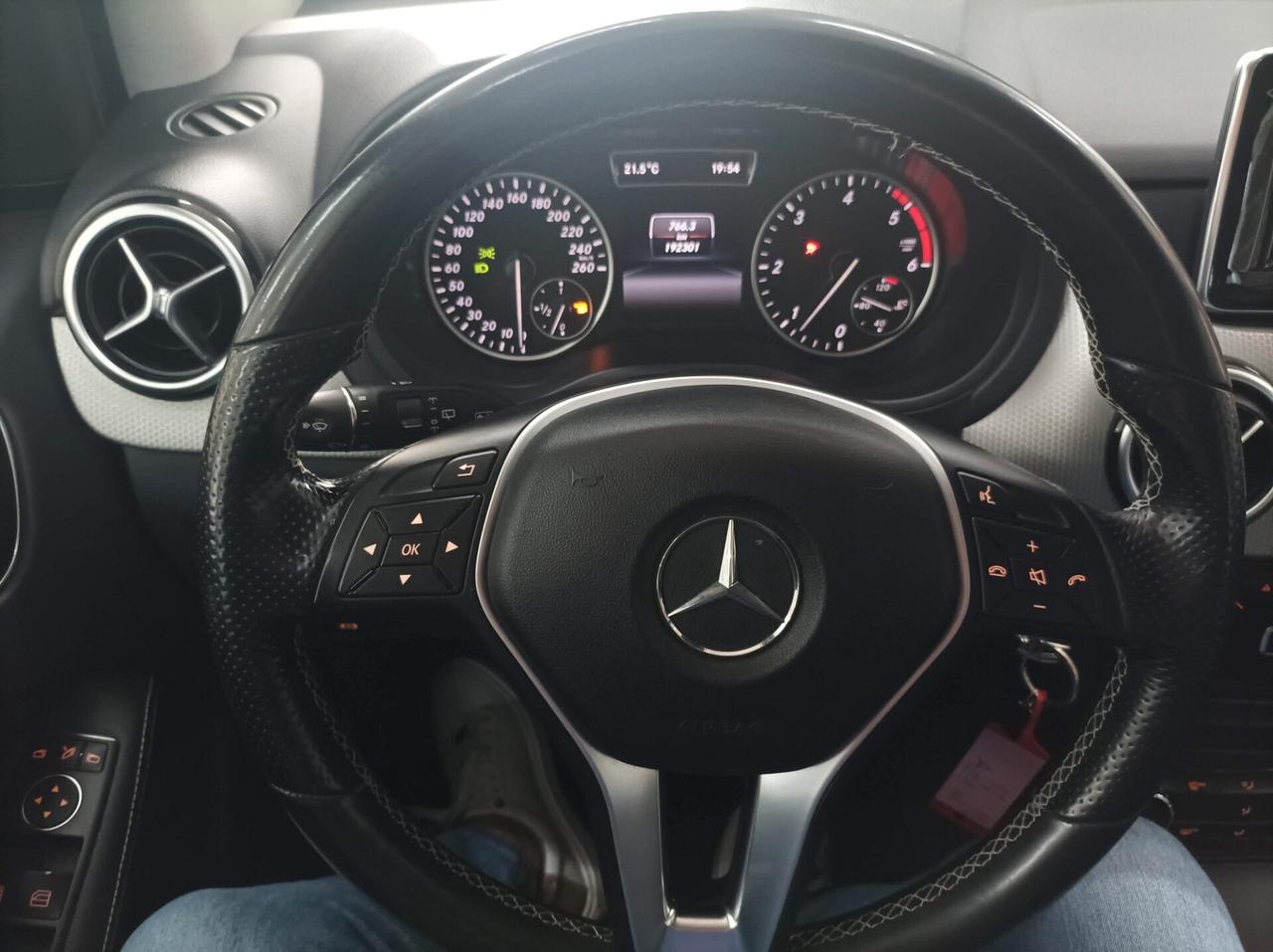 Mercedes-benz B 200 CV 136 CDI Premium 06/2014