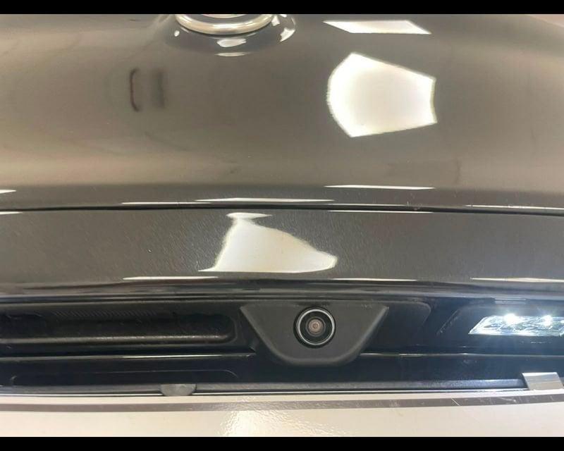 Alfa Romeo Stelvio 2023 2.2 t Intensa Q4 210cv auto