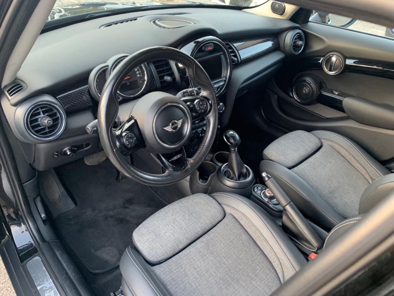 Mini 2.0 Cooper SD Hype 5 porte