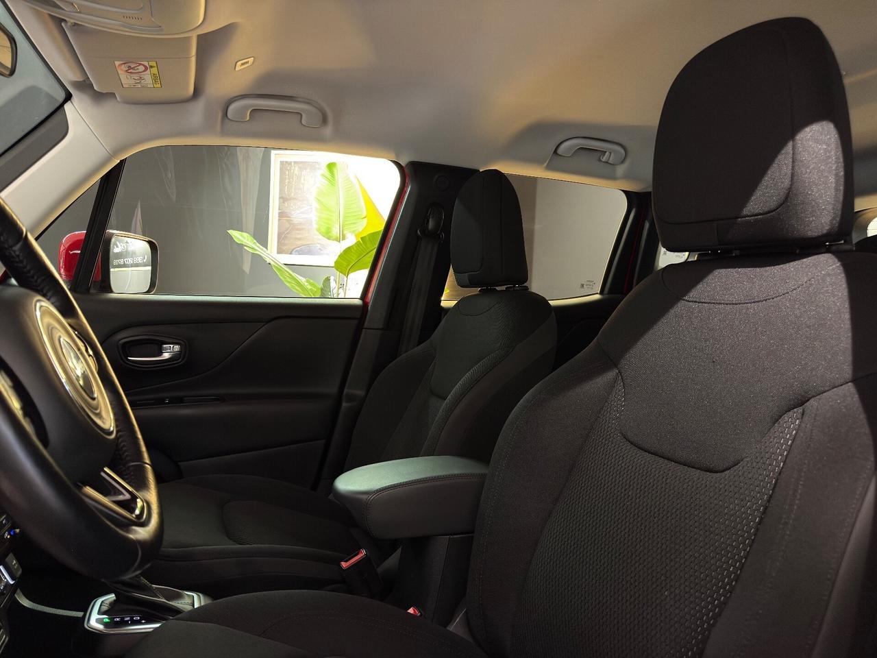 Jeep Renegade 1.6 Mjt DDCT 120 CV Night Eagle