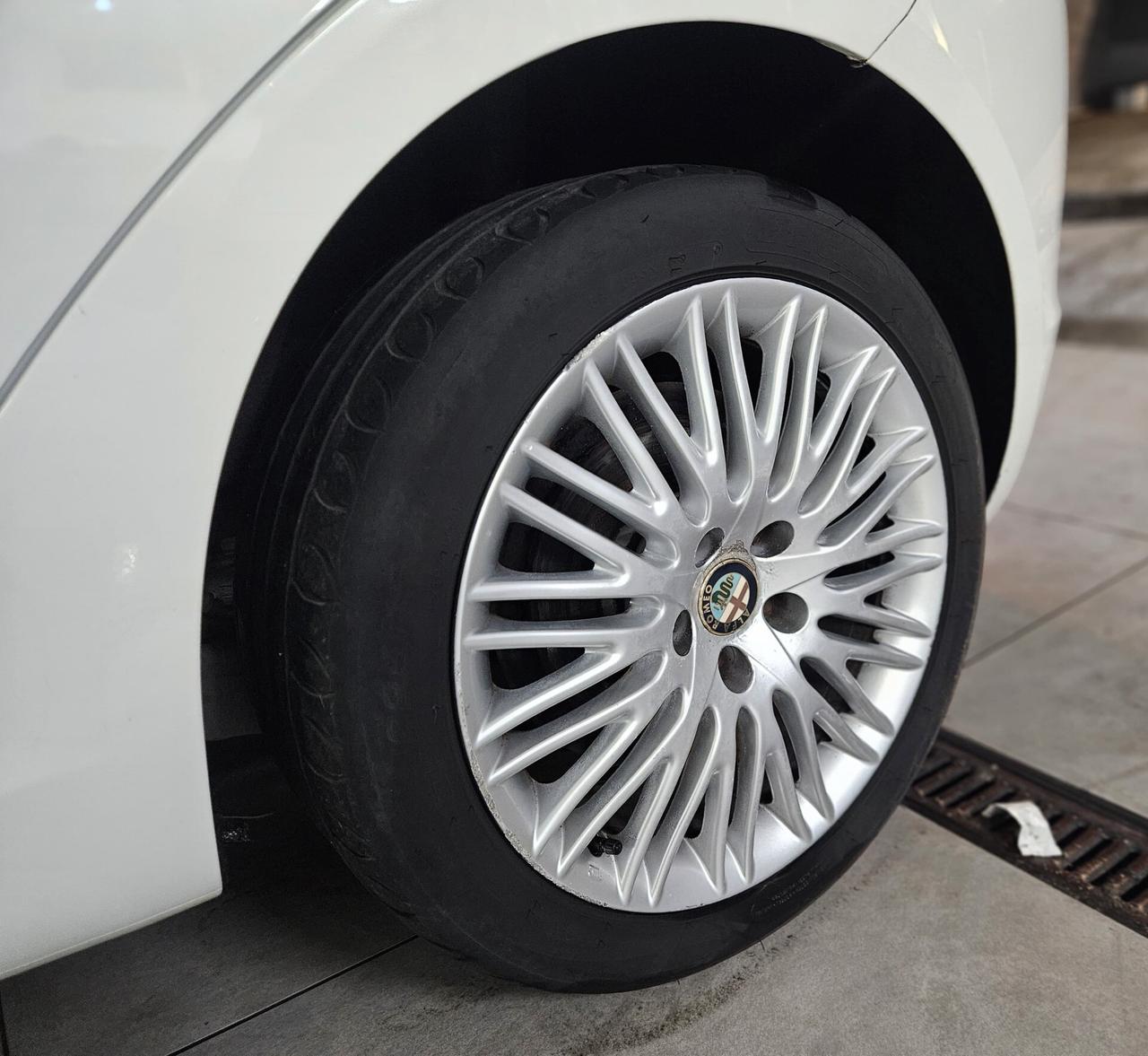 ALFA GIULETTA 1.6 M-JET EXCLUSIVE 2013 NUOVISSIMA