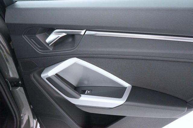 AUDI Q3 35 TDI quattro S tronic Business Uff Tagliandata