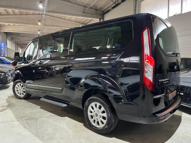 FORD Transit Custom TOURNEO 320 2.0 E.Blue 150CV PL Titanium 9 POSTI