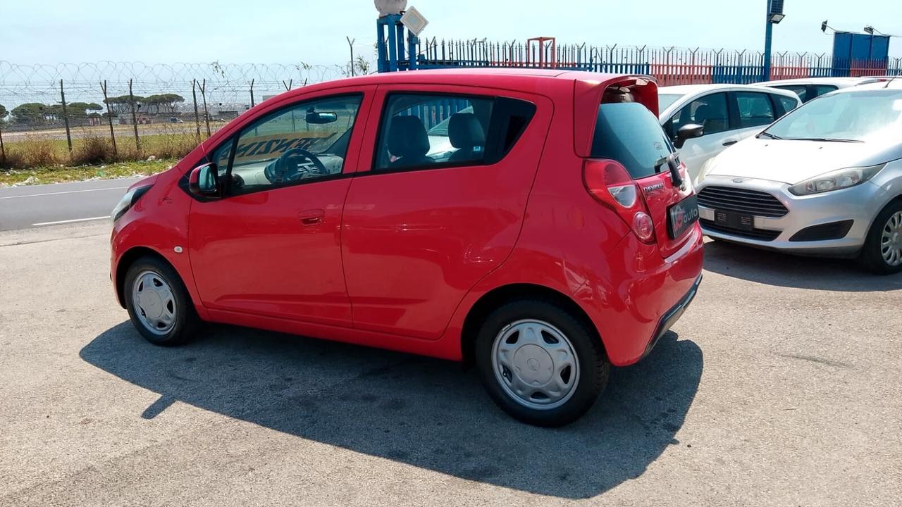 Chevrolet Spark 1.0 benzina neo patentati