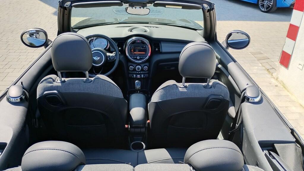Mini Cooper D Cabrio 1.5 Cooper D Hype Auto