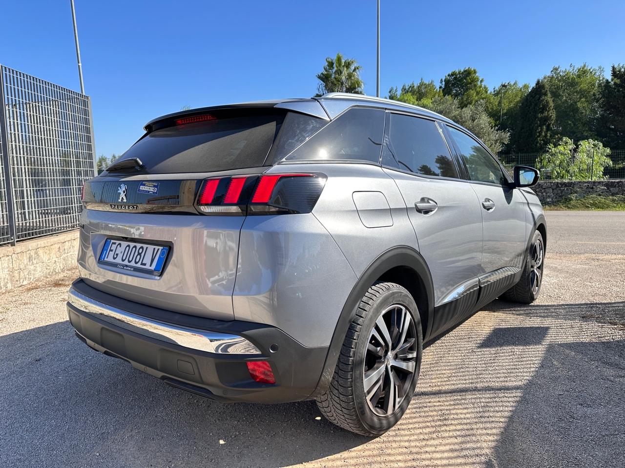 Peugeot 3008 BlueHDi 120 EAT6 Allure-2017