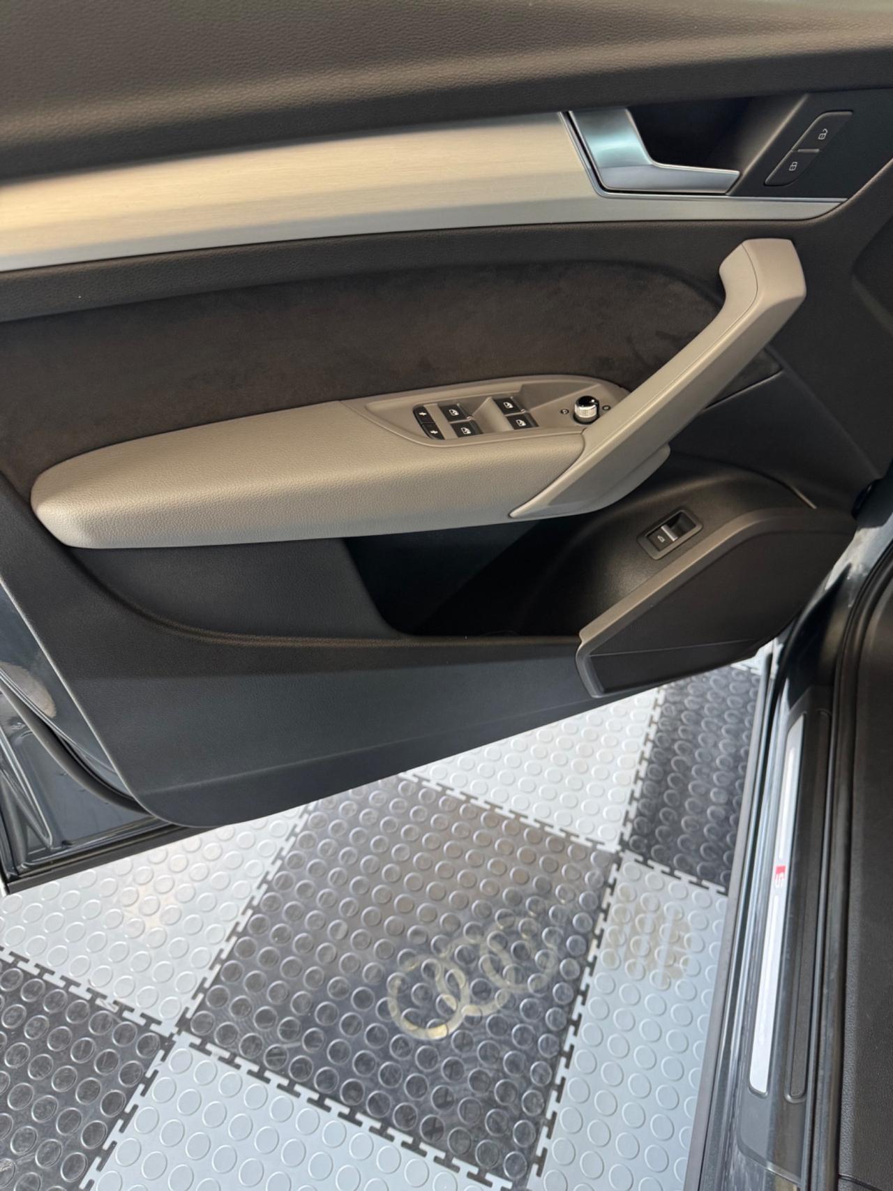 Audi Q5 2.0 TDI 190 CV quattro S tronic Sport