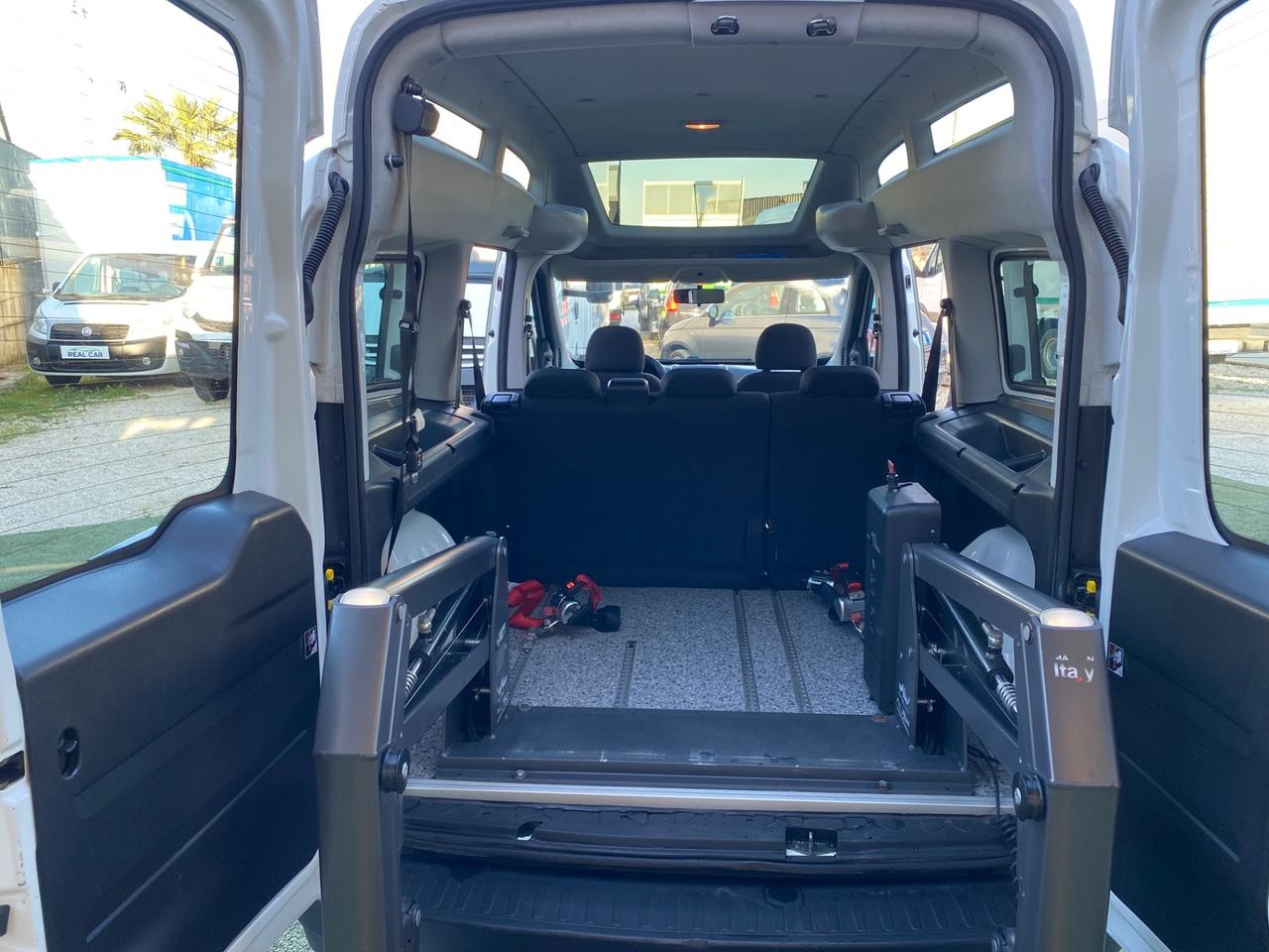 Opel Combo Maxi 1.6 Diesel Pedana Disabili 2017