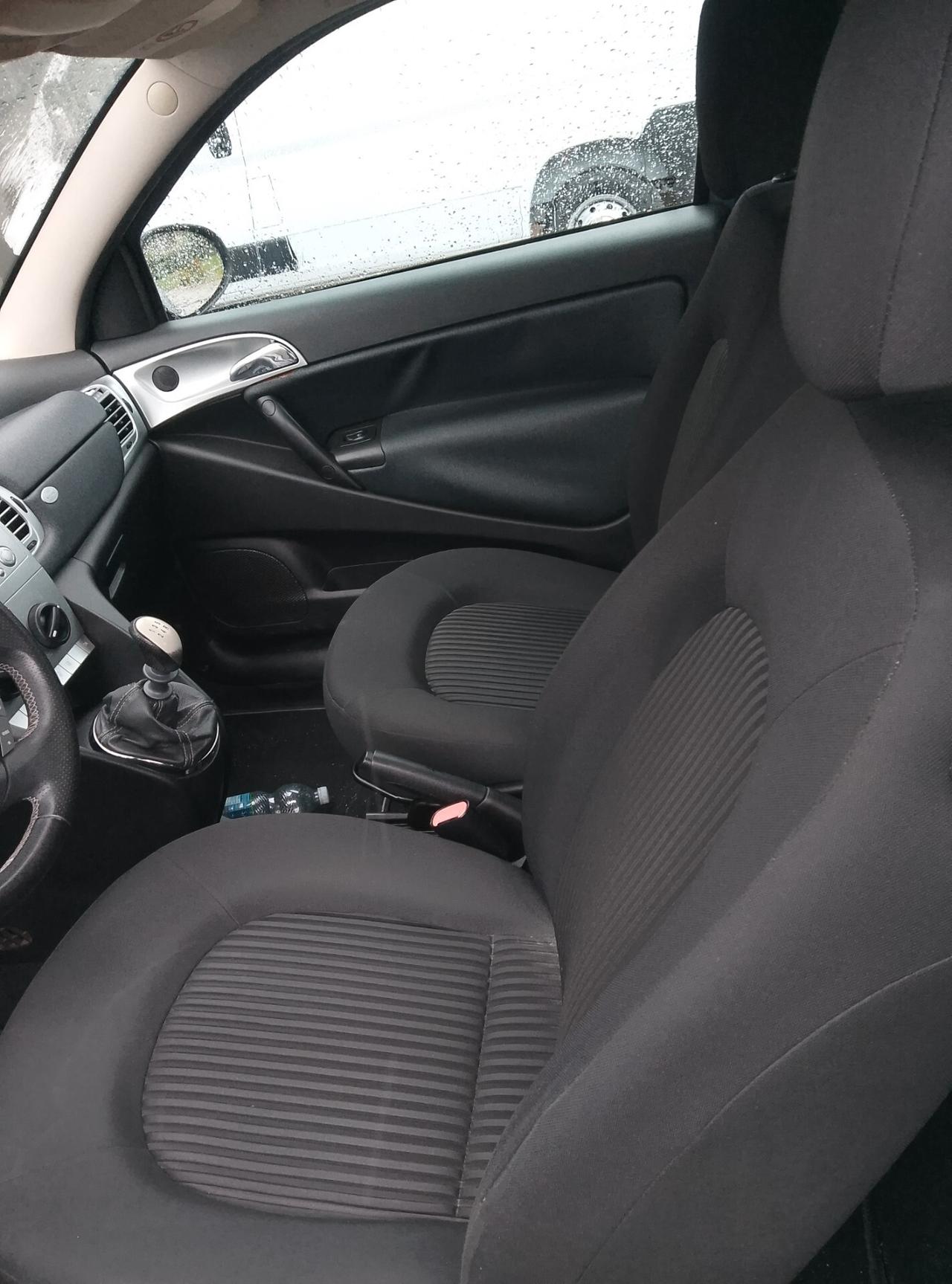 Lancia Ypsilon 1.2 69 CV Argento