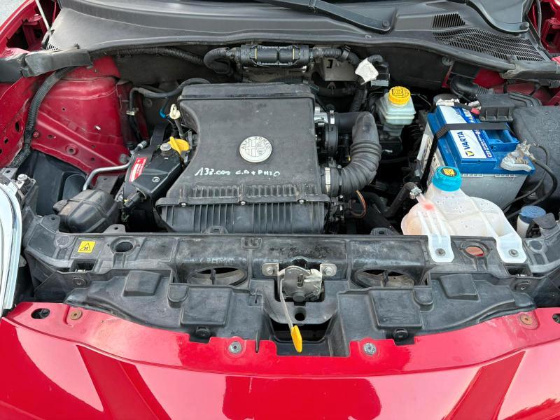 Alfa Romeo MiTo 1.4 BENZ 78cv ADATTA A NEOPATENTATI