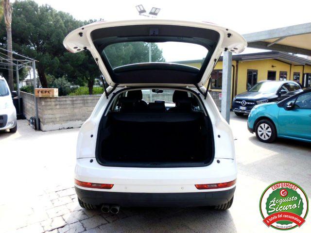 AUDI Q3 2.0 TDI 120 CV Business