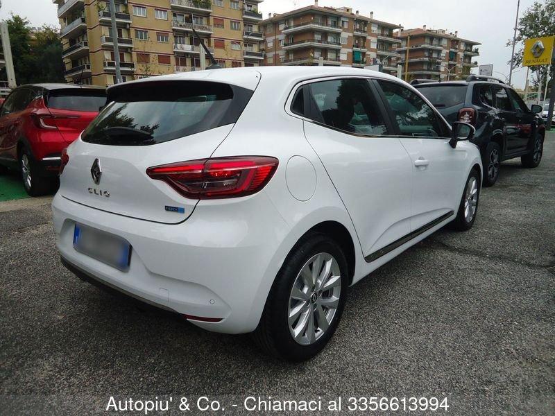 Renault Clio Full Hybrid 140 cv NEOPATENTATI