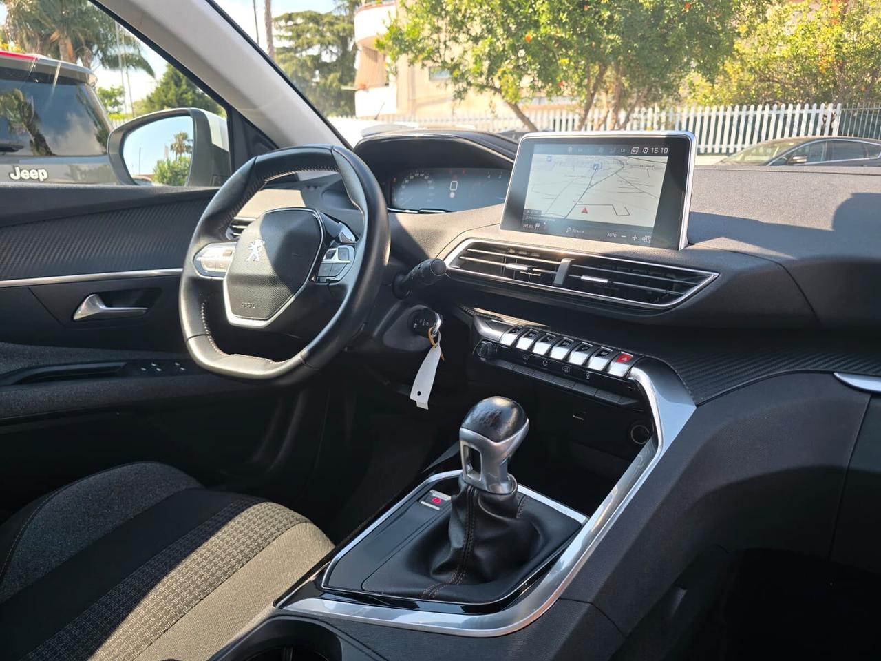Peugeot 3008 BlueHDi 130 S&S Crossway