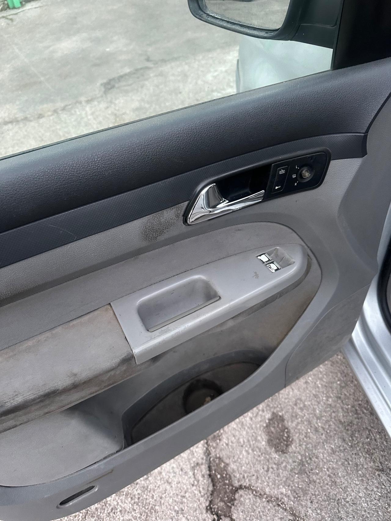 Volkswagen Caddy 1.9 TDI 105CV 5p. Life