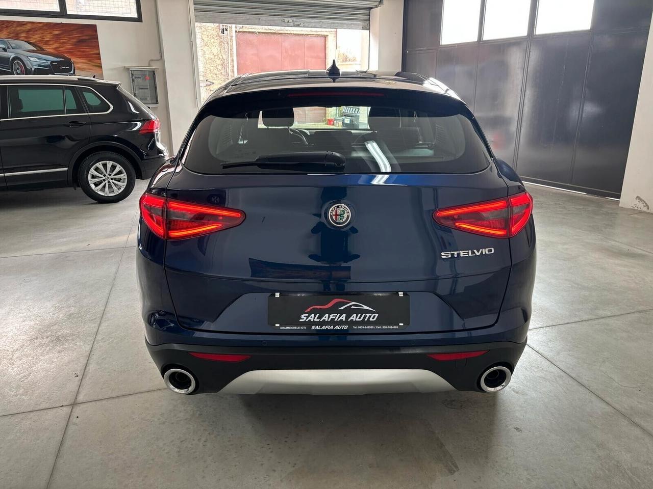 Alfa Romeo Stelvio Super
