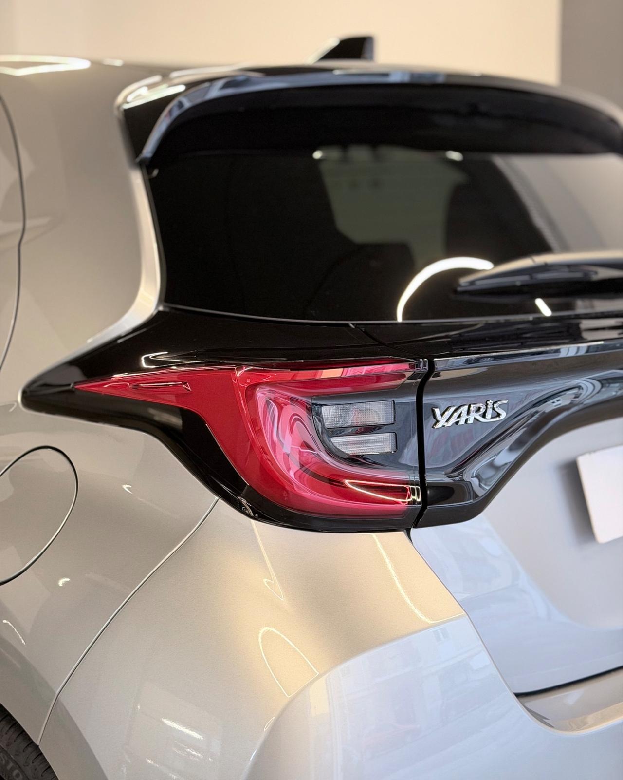 Toyota Yaris 1.5 130 Hybrid 5 porte Premiere