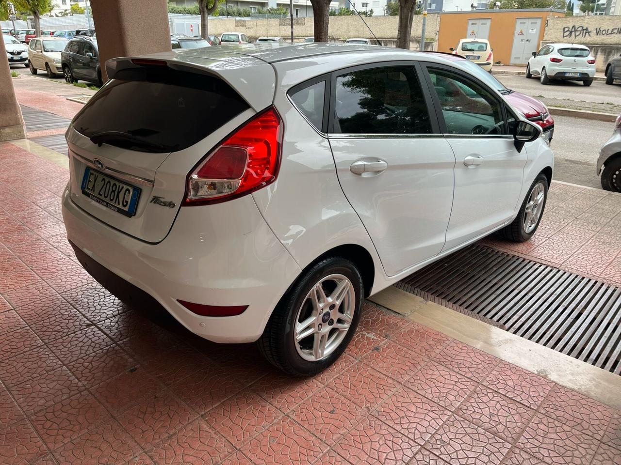 Ford Fiesta 1.4 5p. GPL NAVI perfetta-14
