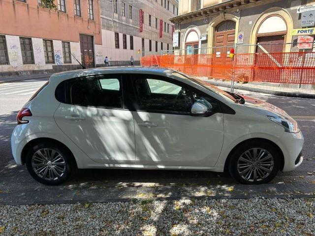 Peugeot 208 1.2 puretech Allure gpl 82cv 5p