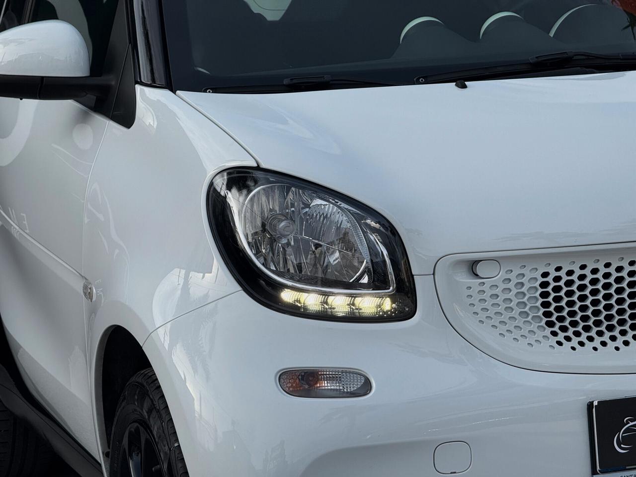 Smart forTwo 1.0 Youngster 71CV Twinamic
