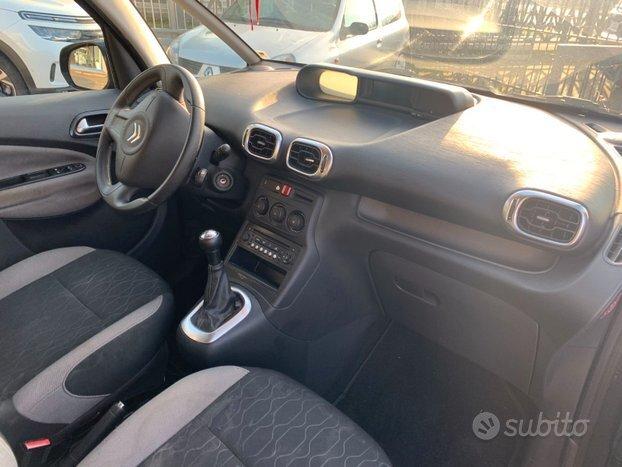 citroen c3 picasso distribuzione fatta