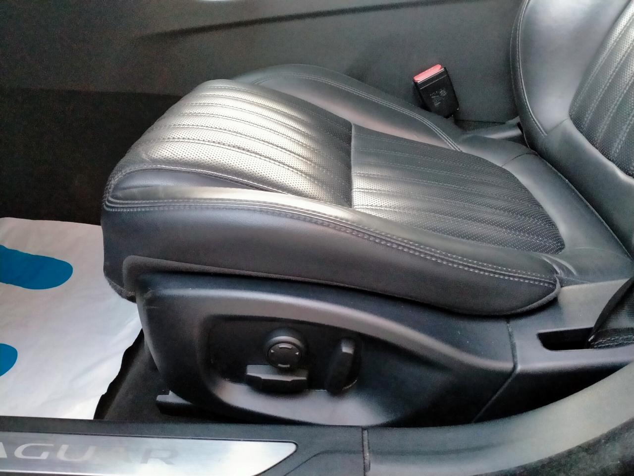 Jaguar XF 2.0D i4 180CV AWD PORTFOLIO MODEL YEAR 2019 MERIDIAN DIGITAL SOUND SYSTEM 380W