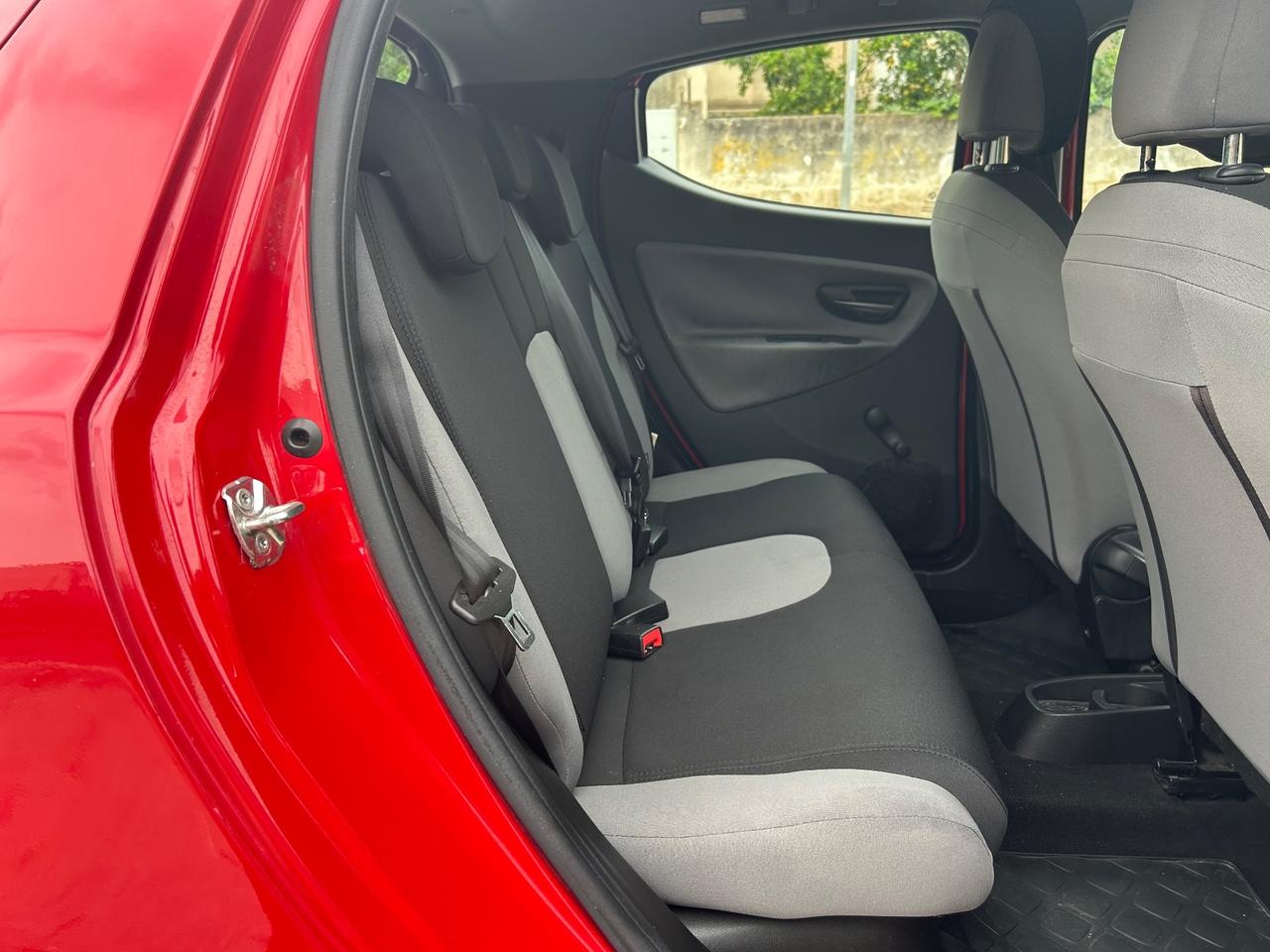 Lancia Ypsilon 1.2 69 CV 5 porte Elle